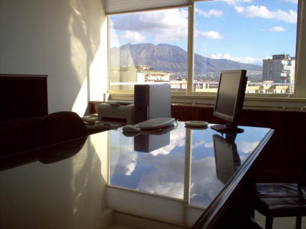 Sardella Consulenze srl pone al centro delle proprie strategie di management la massima soddisfazione dei clienti, svolgendo le proprie attivit in conformit al Sistema di Gestione per la Qualita' aziendale.